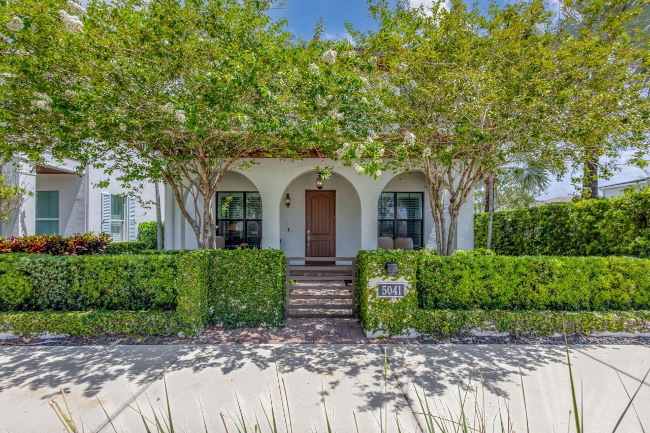 5041 Grandiflora Road, Palm Beach Gardens, FL 33418 Photo