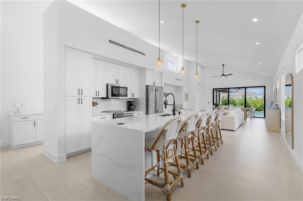 678 95th Ave N, Naples, FL 34108 Photo