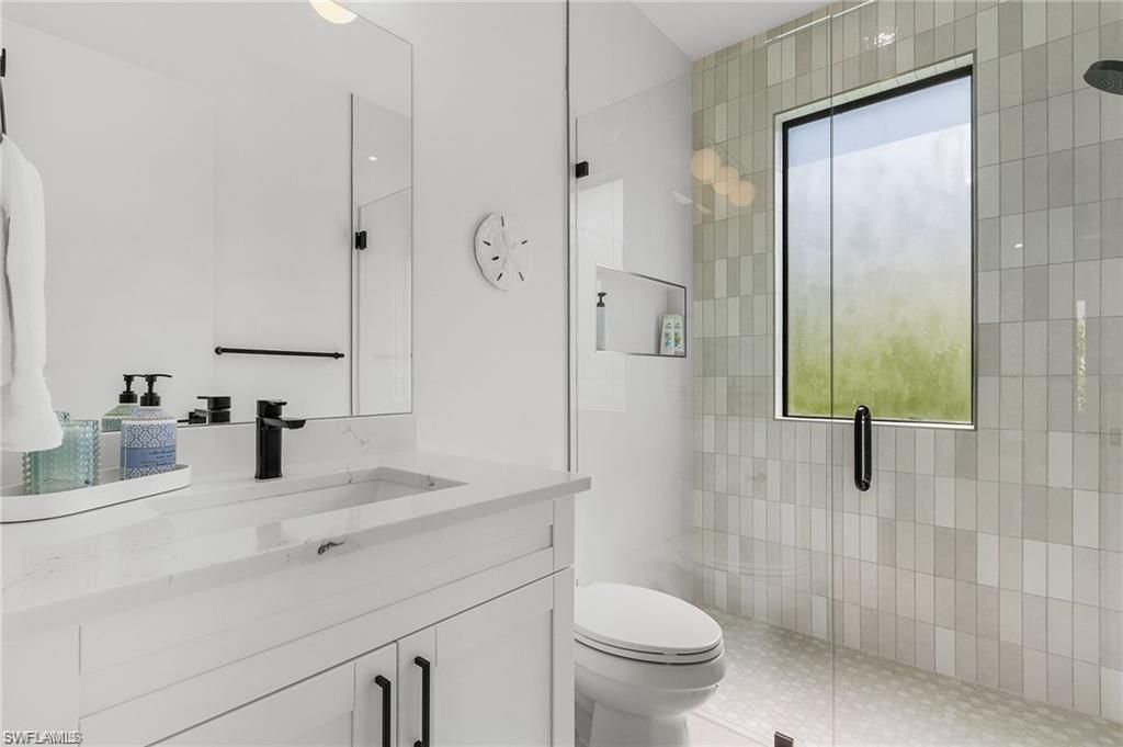 678 95th Ave N, Naples, FL 34108 Photo