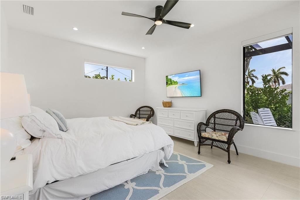 678 95th Ave N, Naples, FL 34108 Photo