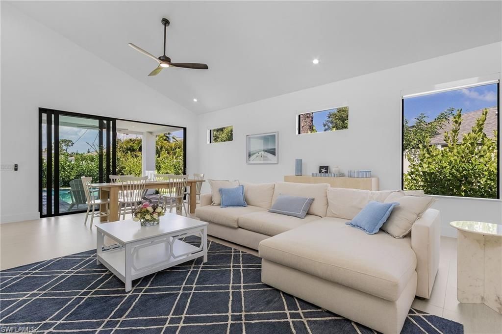 678 95th Ave N, Naples, FL 34108 Photo