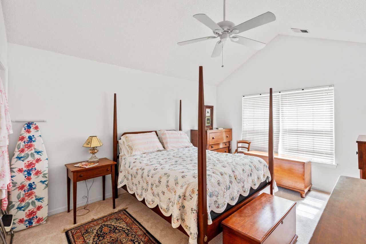 62 4 Ryegrass Lane Photo 10