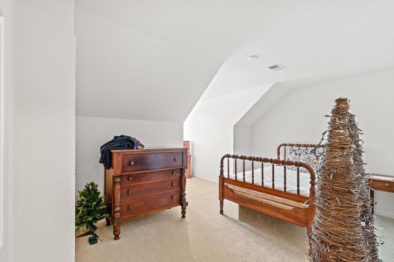 62 4 Ryegrass Lane Photo 14