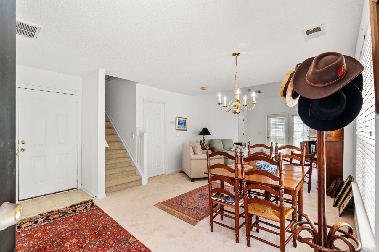 62 4 Ryegrass Lane Photo 3