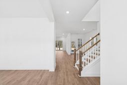 1183 Reserve Lane photo 4