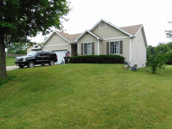 311 Spoke Circle, Sun Prairie, WI 53590