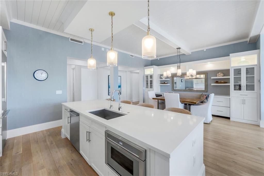 875 6th Ave S, Unit 303, Naples, FL 34102 Photo