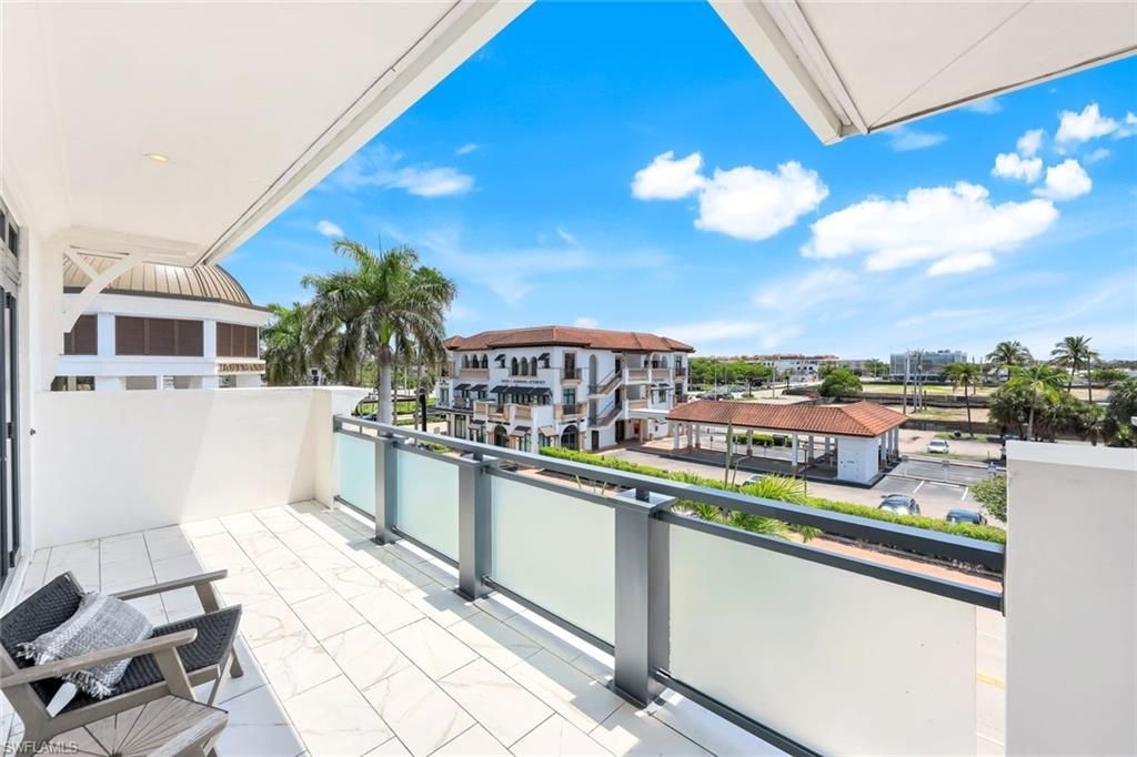 875 6th Ave S, Unit 303, Naples, FL 34102 Photo