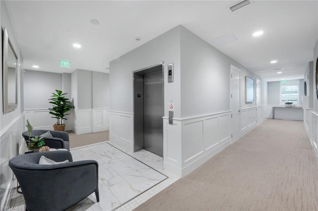 875 6th Ave S, Unit 303, Naples, FL 34102 Photo