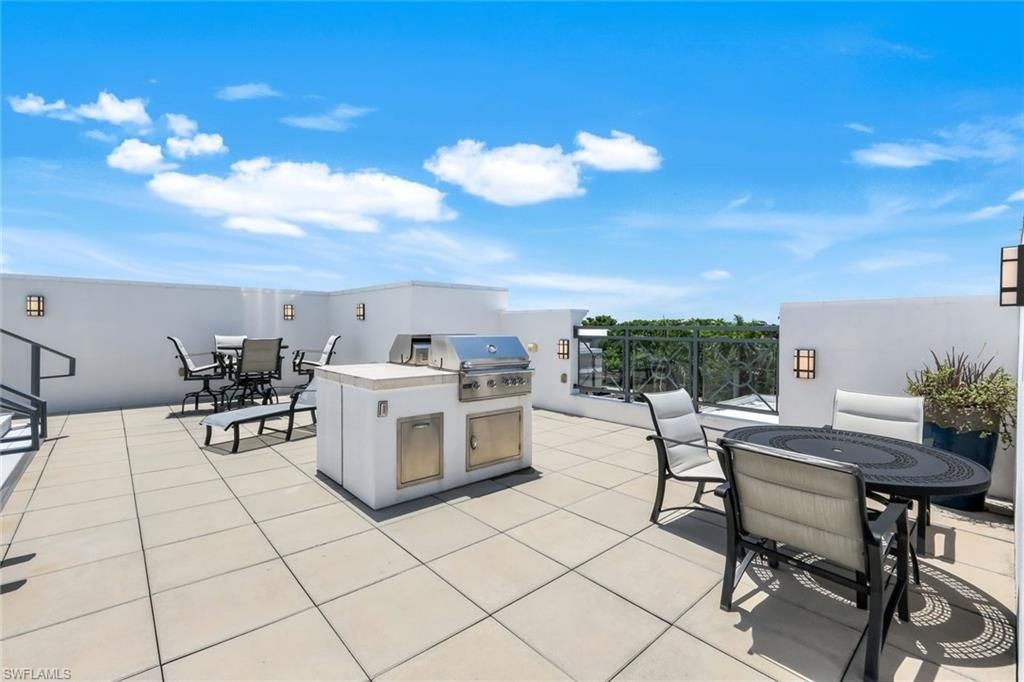 875 6th Ave S, Unit 303, Naples, FL 34102 Photo