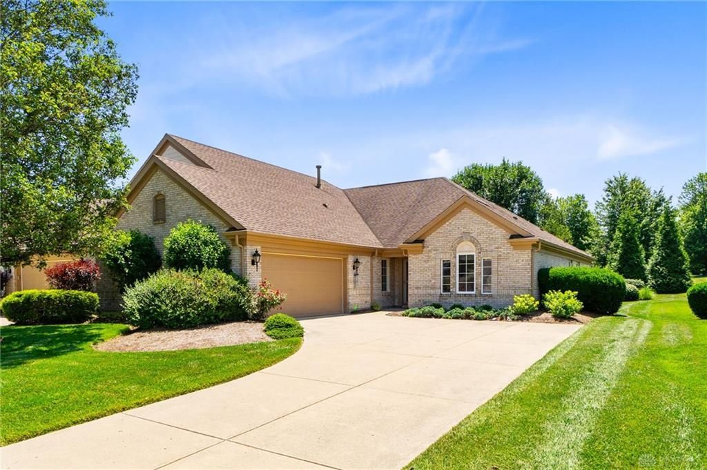 2396 Vienna Parkway, Dayton, OH 45459 Main Photo