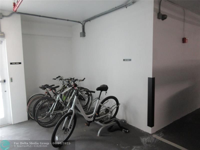 45 Hendricks Isle, Unit 301, Fort Lauderdale, FL 33301 Photo