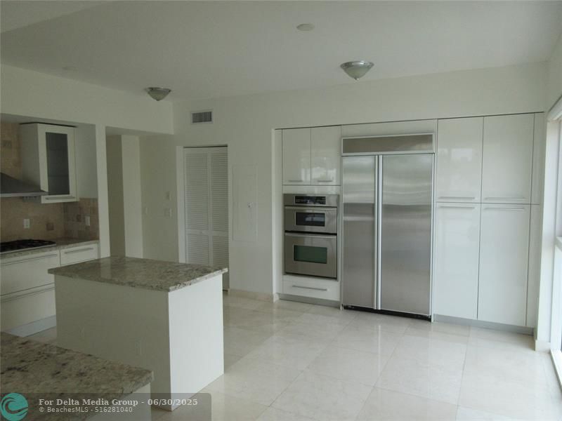 45 Hendricks Isle, Unit 301, Fort Lauderdale, FL 33301 Photo