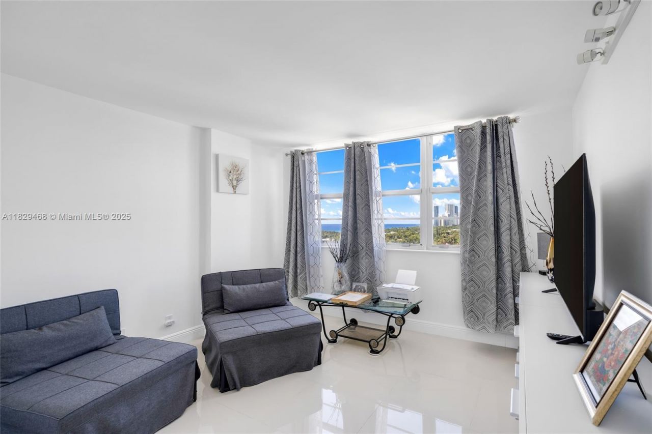 3161 S Ocean Dr, Unit 1510, Hallandale Beach, FL 33009 Photo