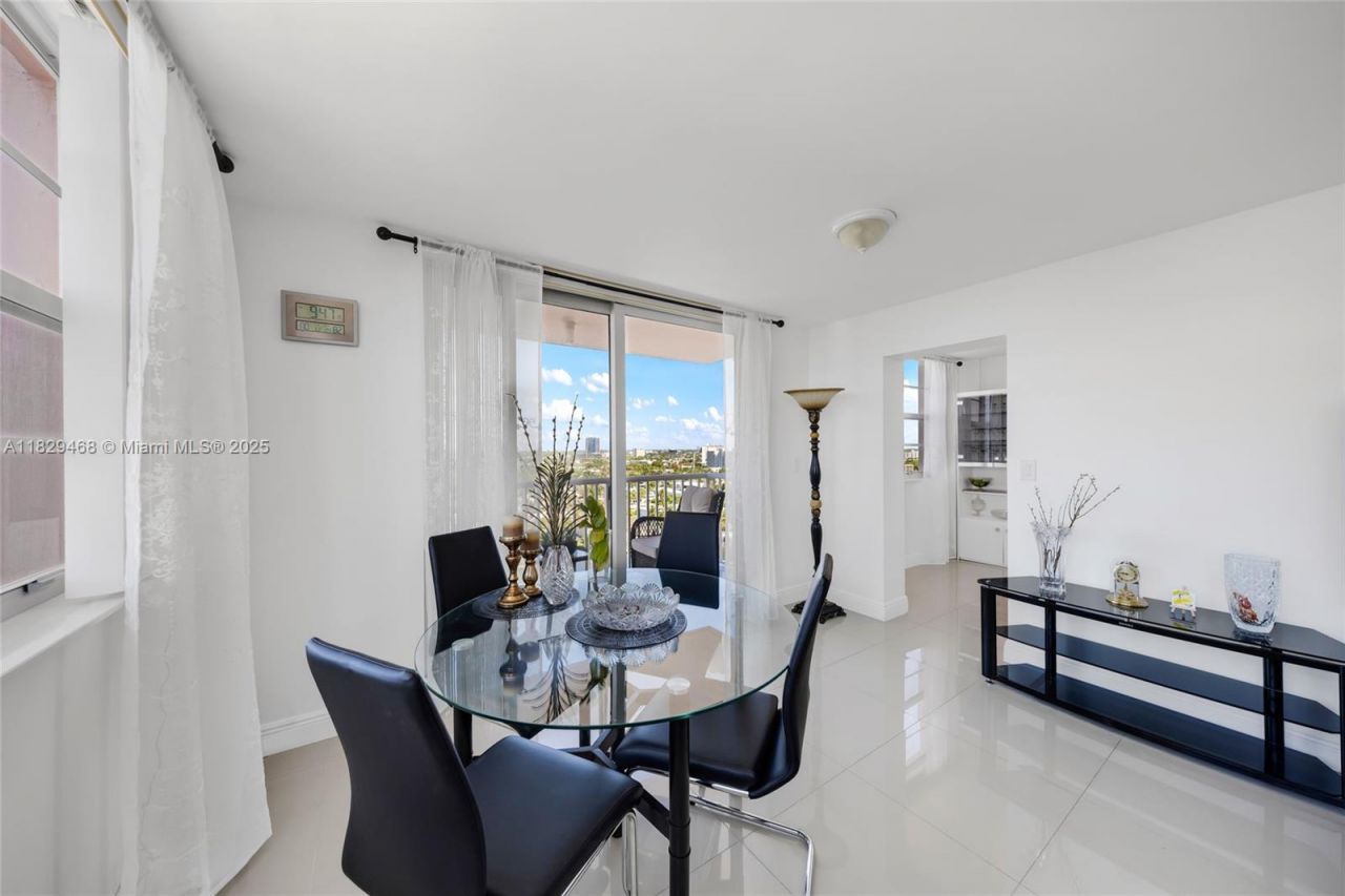 3161 S Ocean Dr, Unit 1510, Hallandale Beach, FL 33009 Photo