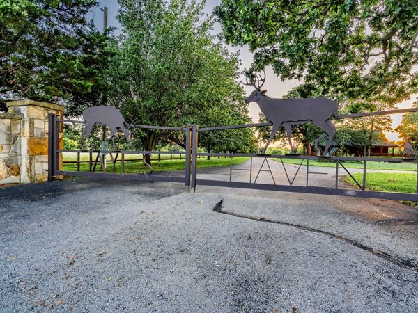 18420 S 975th Road, Stockton, MO 65785