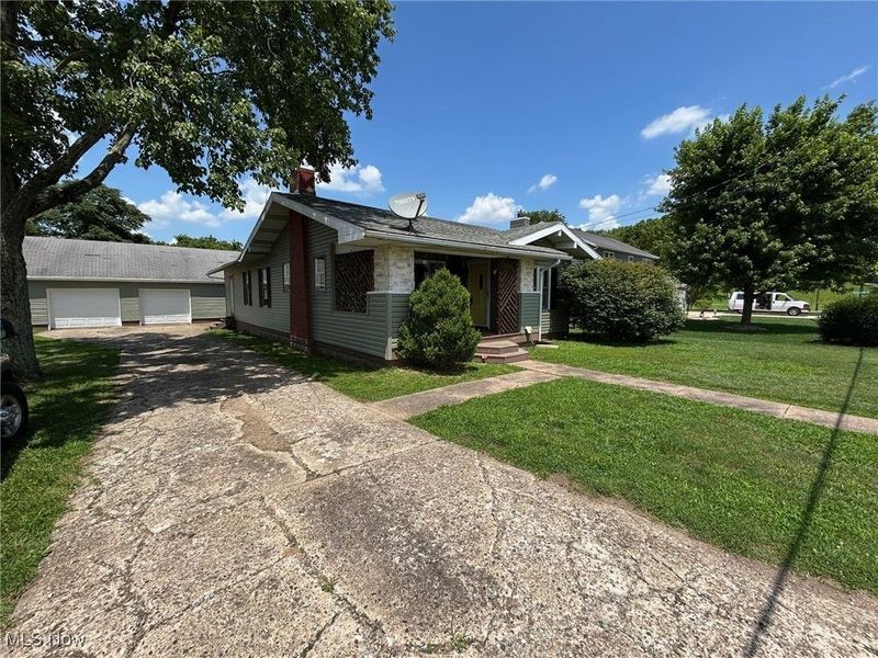 40 Masonic Park Lane, Marietta, OH 45750 Photo 2