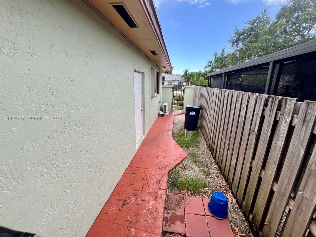 9601 SW 66th St, Miami, FL 33173 Photo