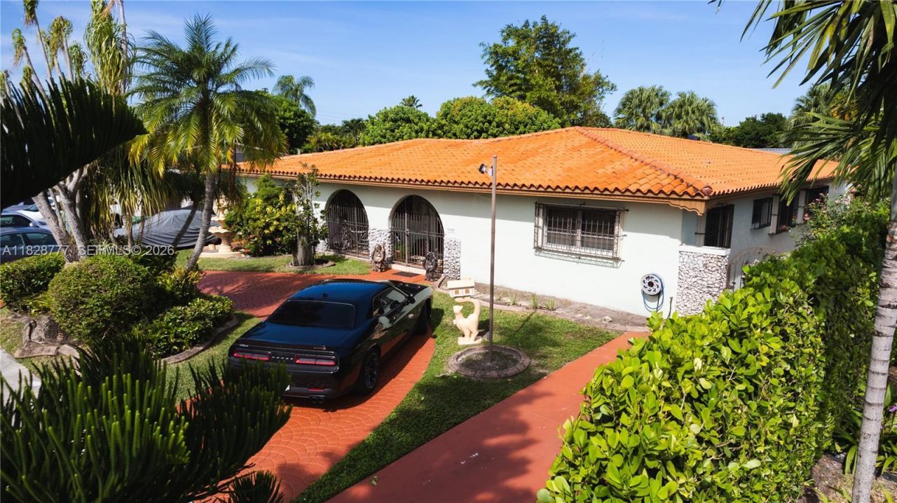 9601 SW 66th St, Miami, FL 33173 Photo