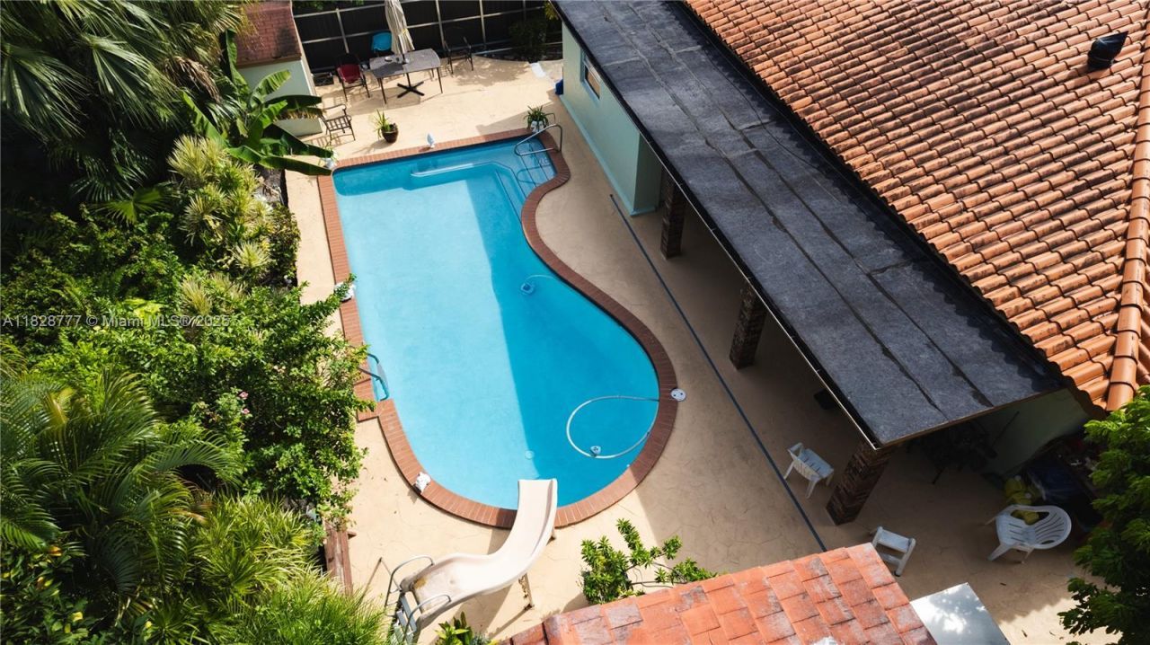 9601 SW 66th St, Miami, FL 33173 Photo