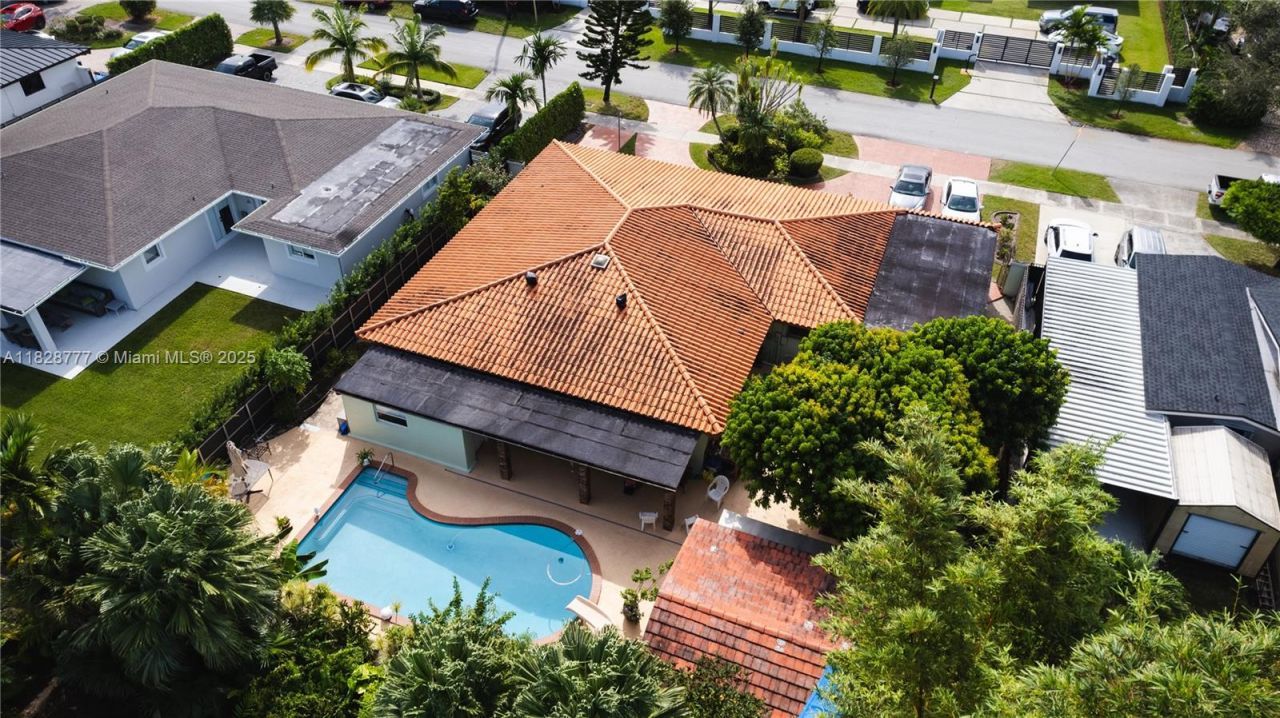 9601 SW 66th St, Miami, FL 33173 Photo