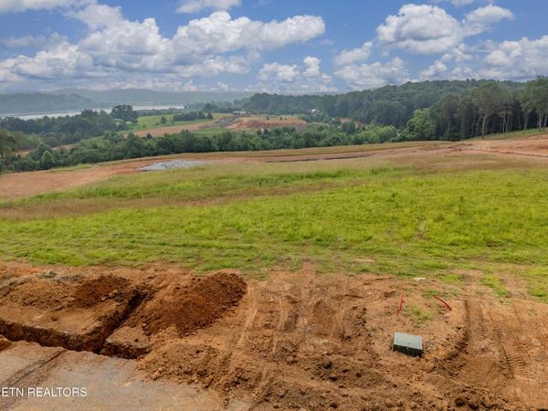 5312 Old Dogwood Tr, Loudon, TN 37774