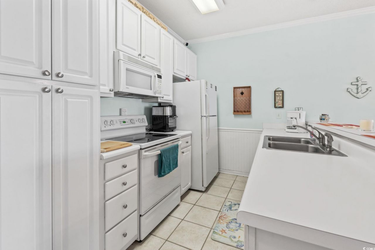 4518 N Plantation Dr. Photo 4