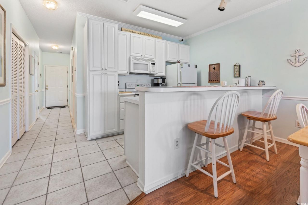 4518 N Plantation Dr. Photo 8