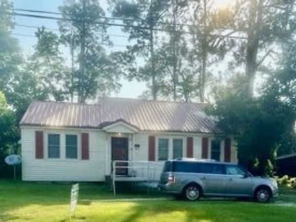 331 S Green Street, Swainsboro, GA 30401
