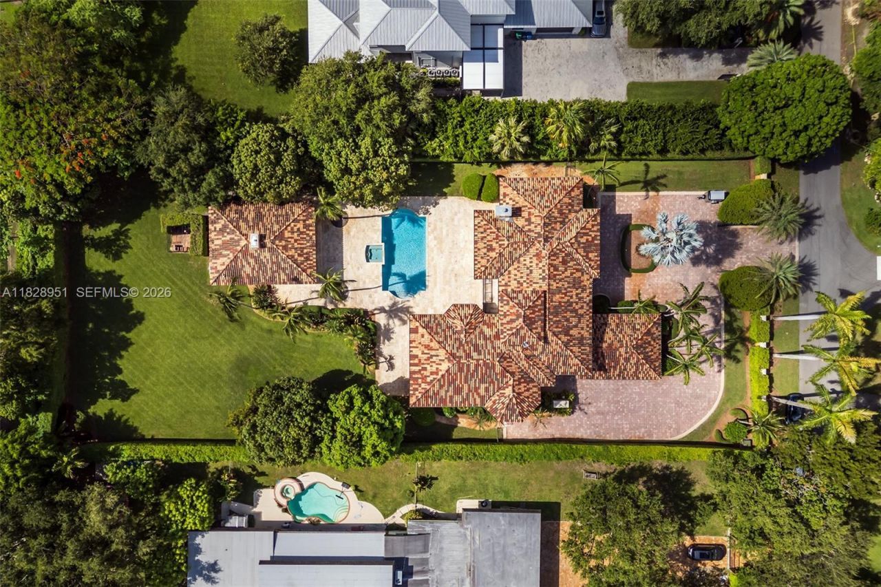 10851 SW 63rd Ave, Pinecrest, FL 33156 Photo