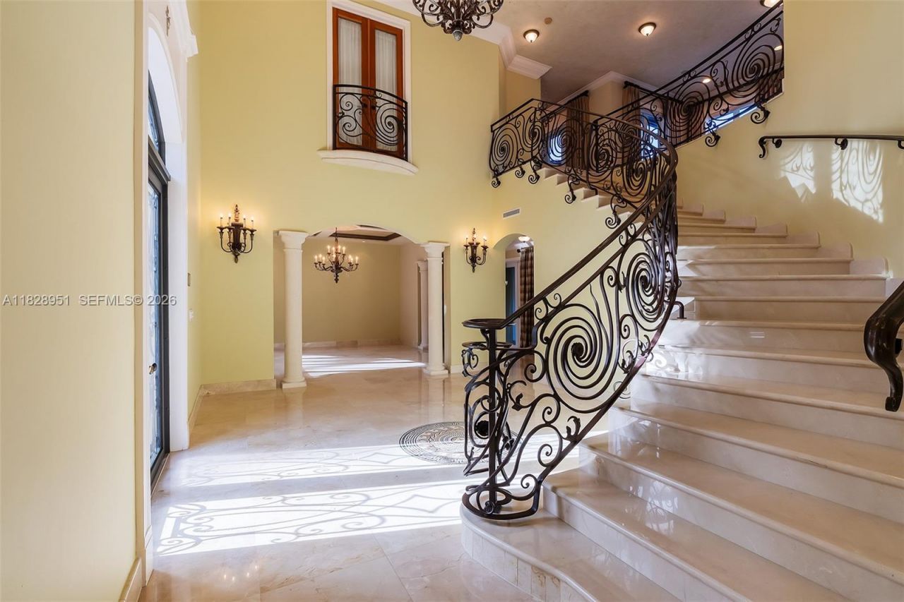 10851 SW 63rd Ave, Pinecrest, FL 33156 Photo