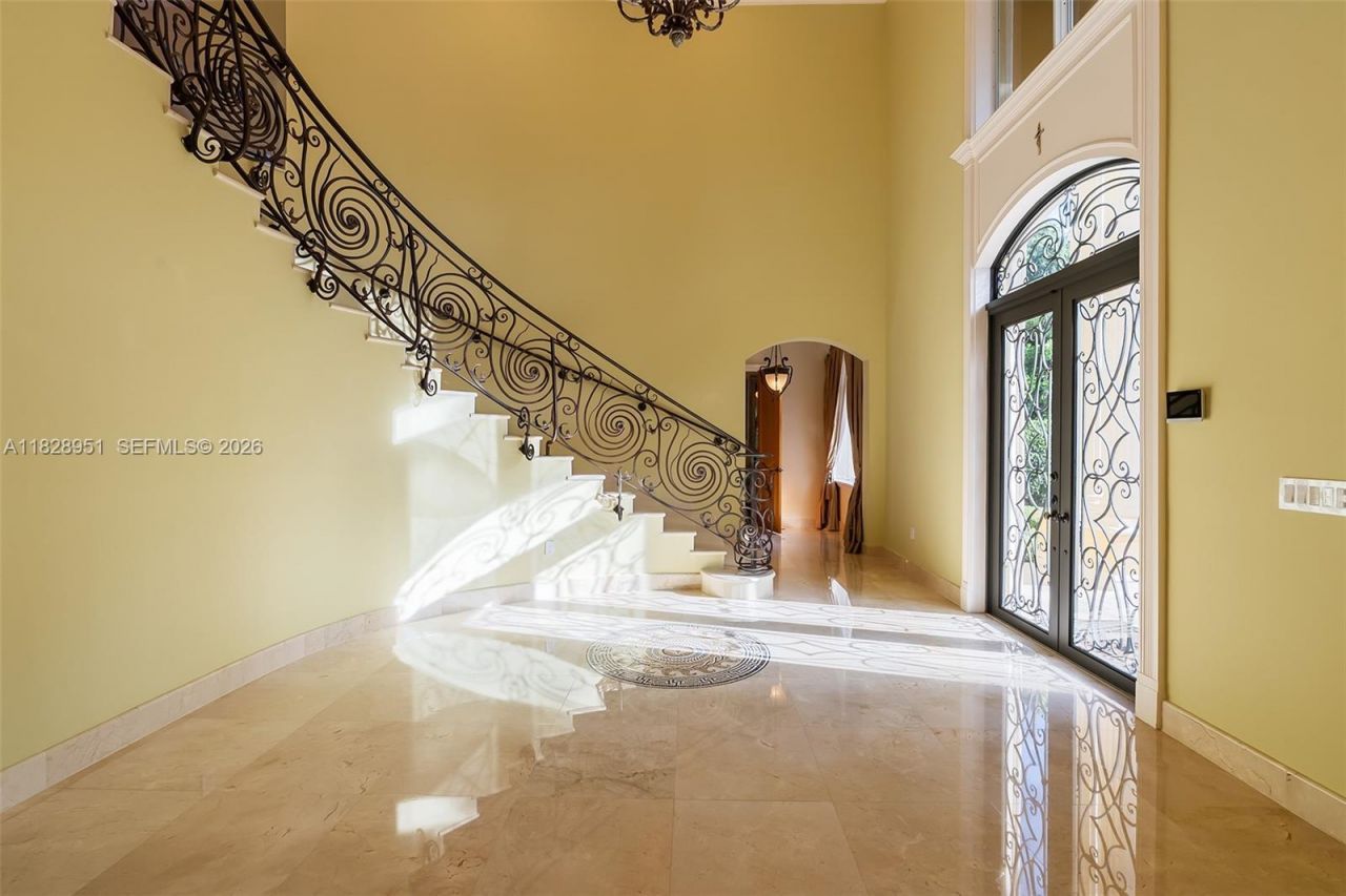 10851 SW 63rd Ave, Pinecrest, FL 33156 Photo