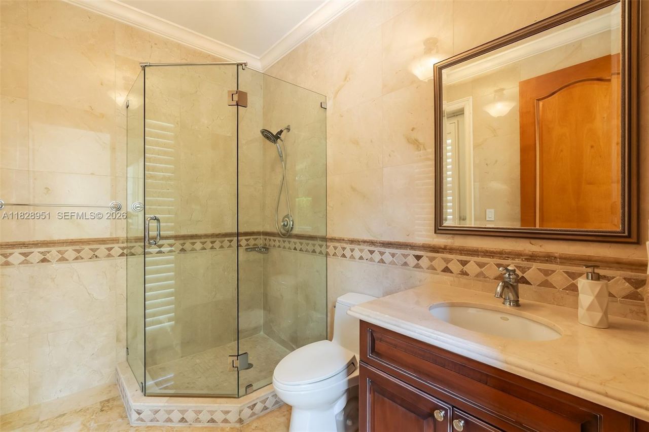 10851 SW 63rd Ave, Pinecrest, FL 33156 Photo