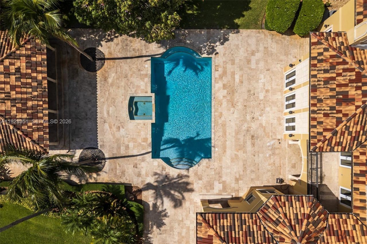 10851 SW 63rd Ave, Pinecrest, FL 33156 Photo