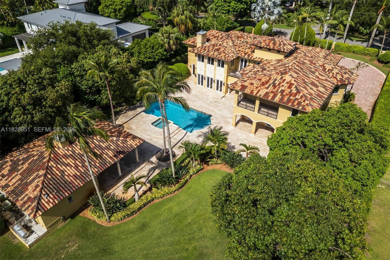 10851 SW 63rd Ave, Pinecrest, FL 33156 Photo