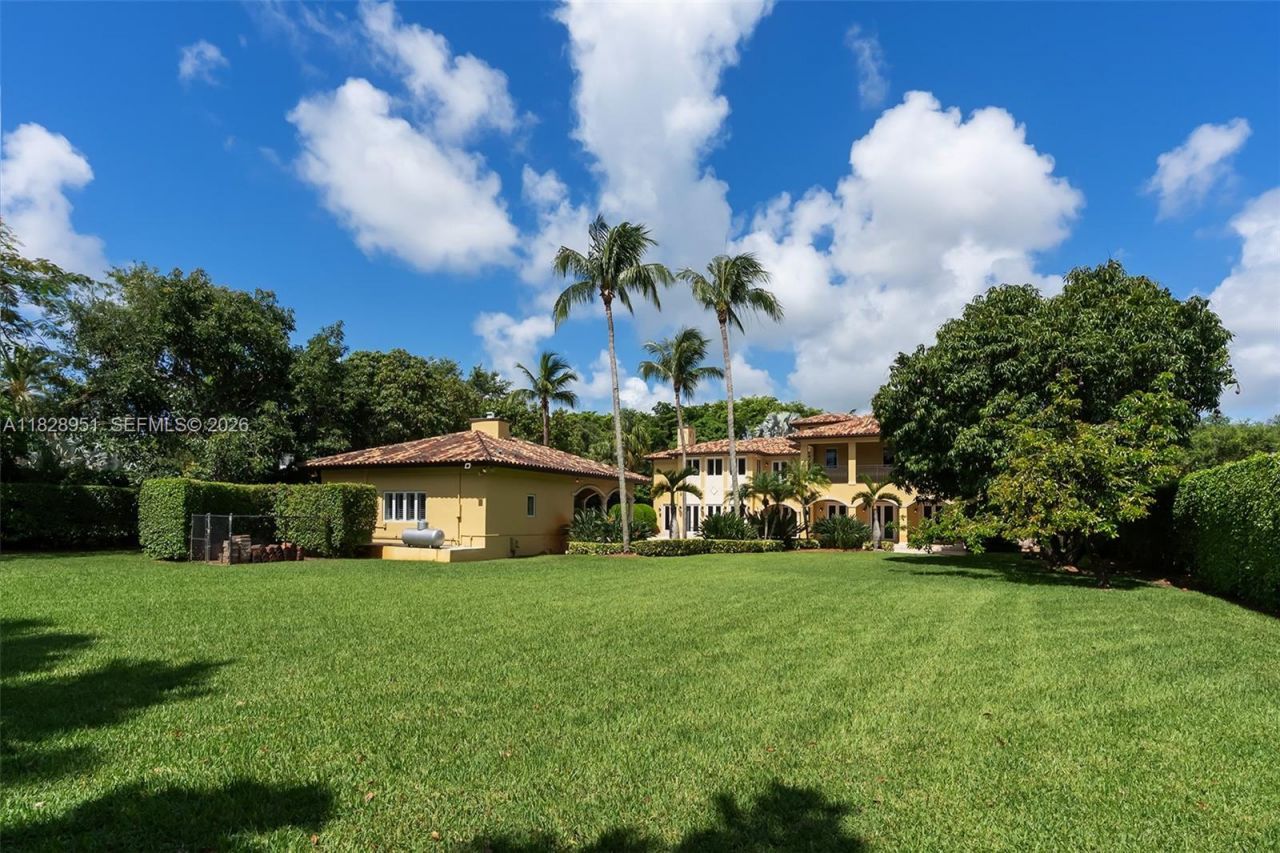 10851 SW 63rd Ave, Pinecrest, FL 33156 Photo