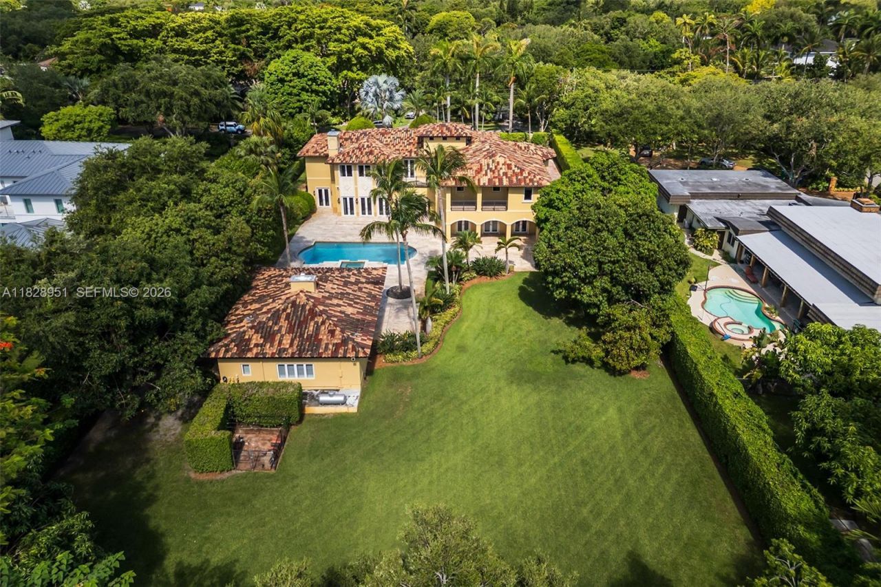 10851 SW 63rd Ave, Pinecrest, FL 33156 Photo