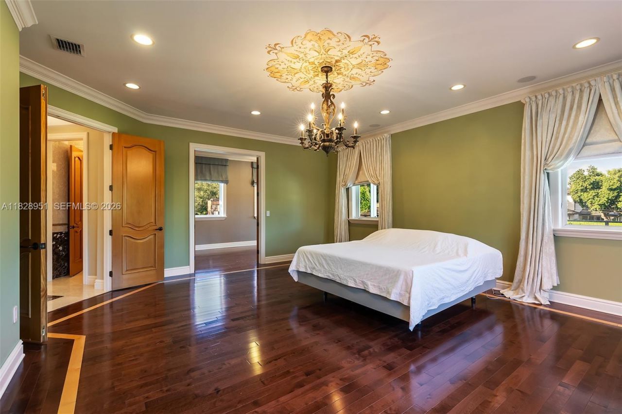 10851 SW 63rd Ave, Pinecrest, FL 33156 Photo