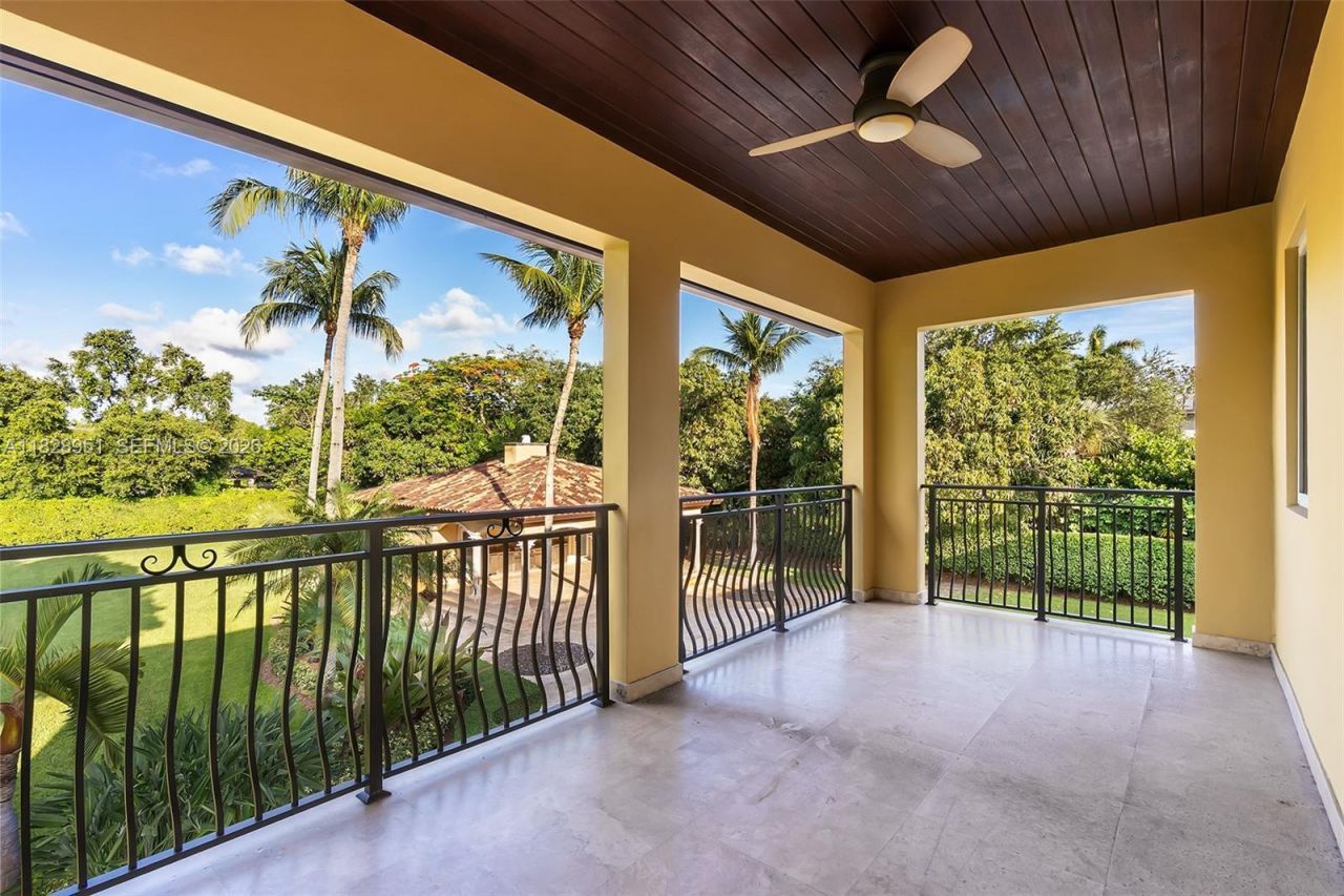 10851 SW 63rd Ave, Pinecrest, FL 33156 Photo