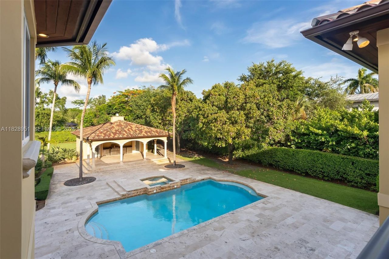 10851 SW 63rd Ave, Pinecrest, FL 33156 Photo