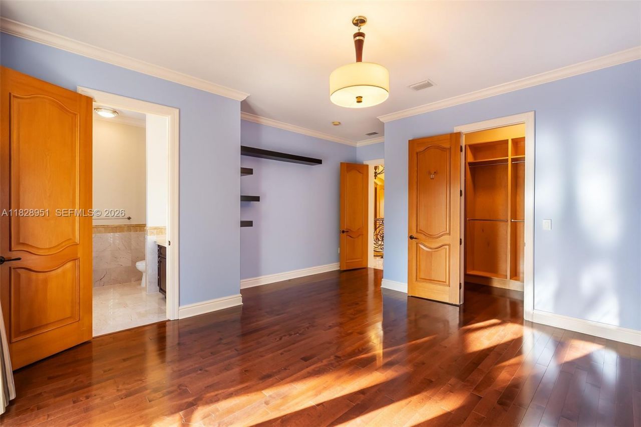 10851 SW 63rd Ave, Pinecrest, FL 33156 Photo