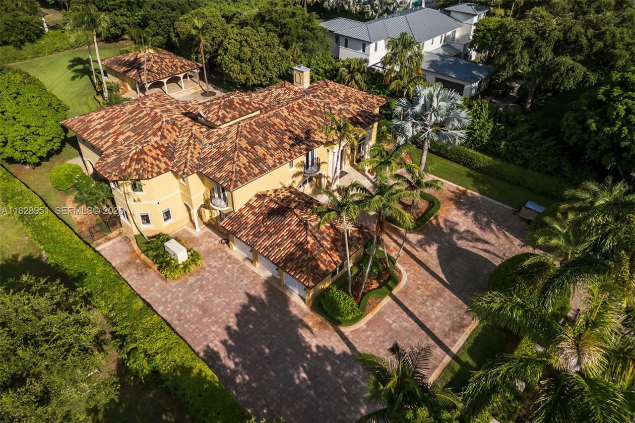 10851 SW 63rd Ave, Pinecrest, FL 33156 Photo