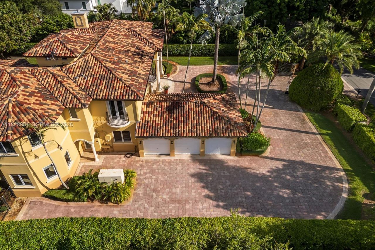 10851 SW 63rd Ave, Pinecrest, FL 33156 Photo