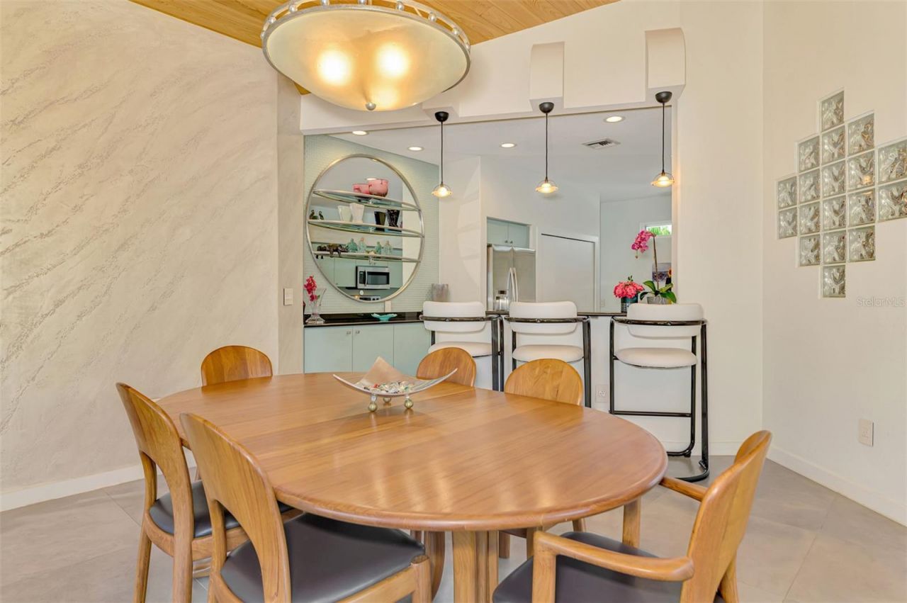 412 Treasure Boat Way, Sarasota, FL 34242 Photo