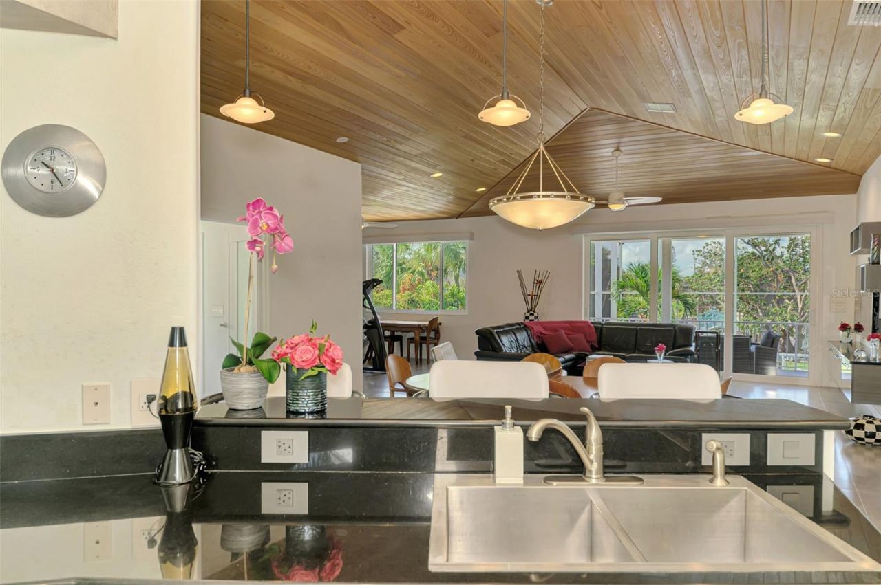 412 Treasure Boat Way, Sarasota, FL 34242 Photo