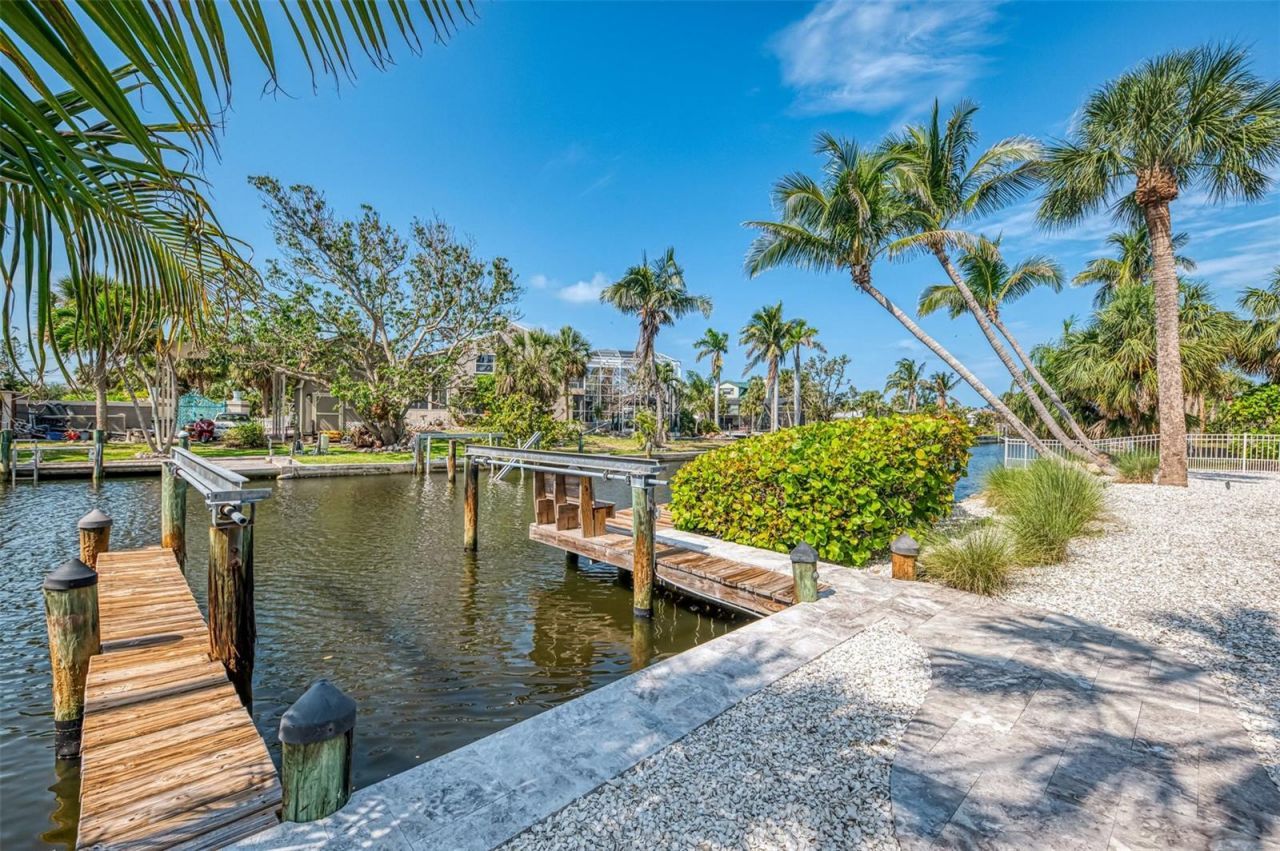 412 Treasure Boat Way, Sarasota, FL 34242 Photo