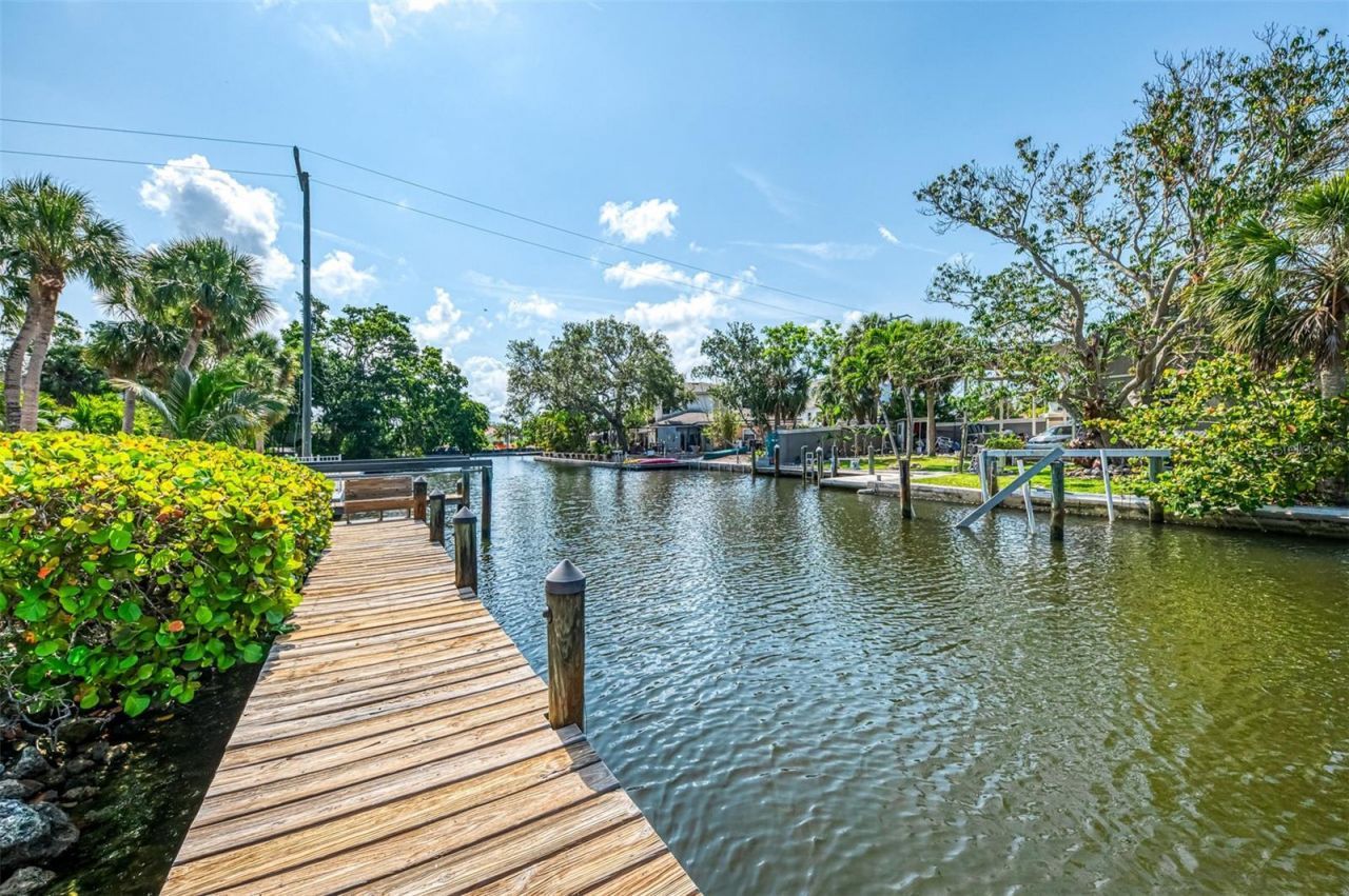 412 Treasure Boat Way, Sarasota, FL 34242 Photo