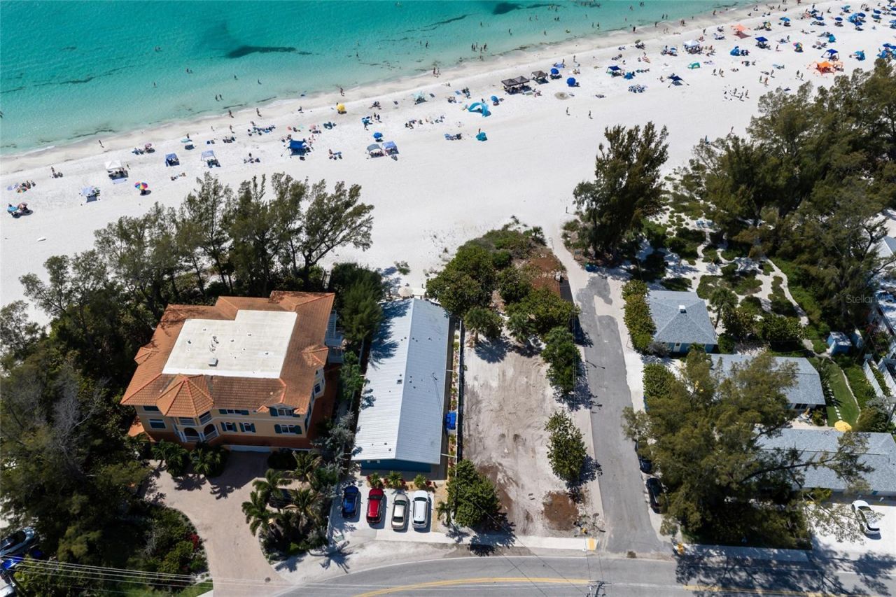 3720 Gulf Drive, Holmes Beach, FL 34217 Photo