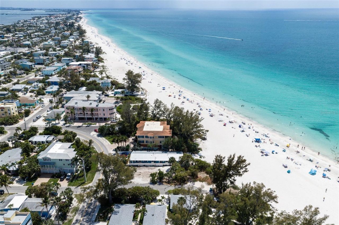 3720 Gulf Drive, Holmes Beach, FL 34217 Photo