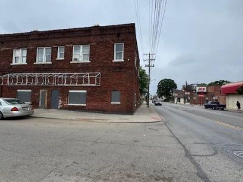 445 E Morrill Avenue, Columbus, OH 43207 Photo 3